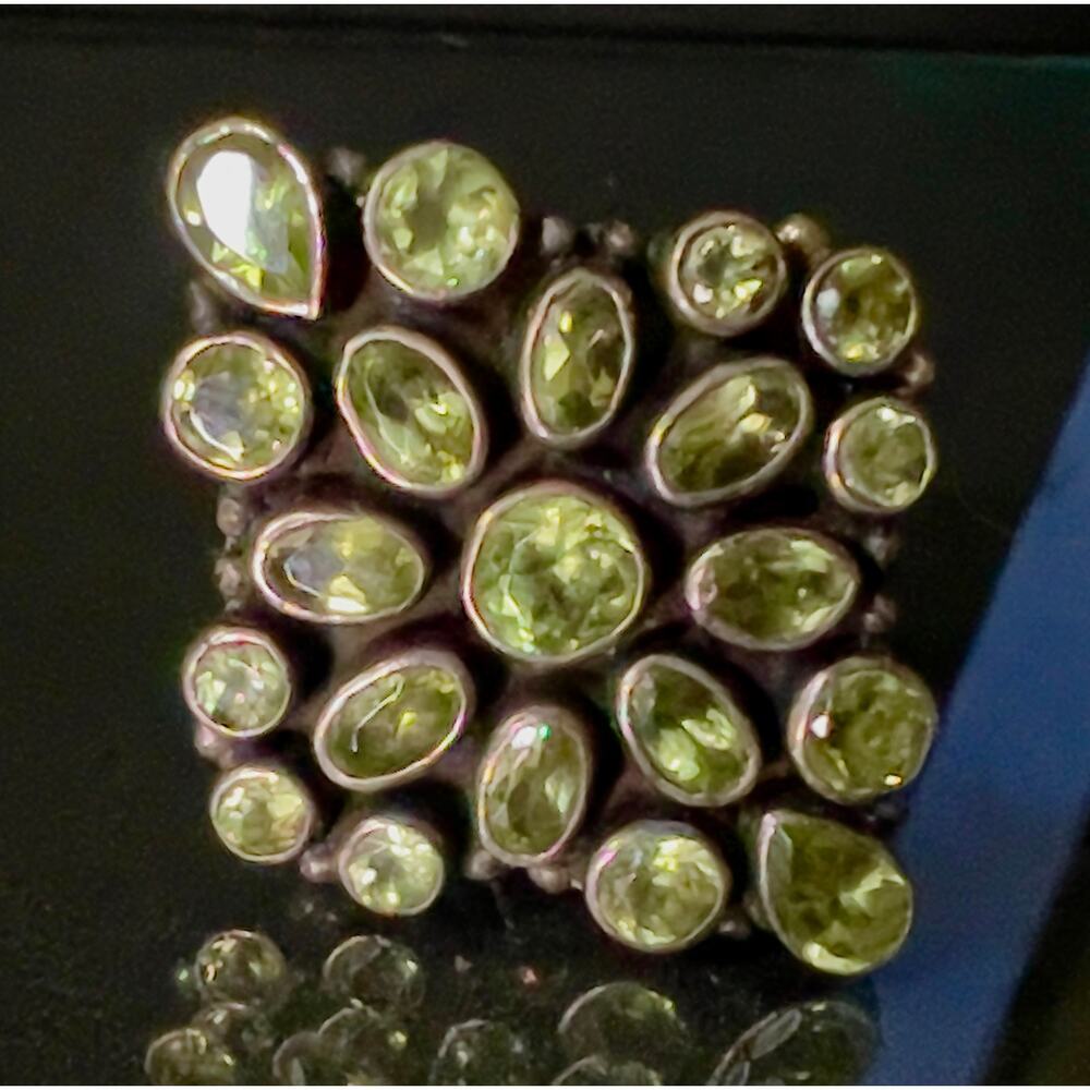 Vintage Artisan Large Natural Peridot Shield Sterling Silver Ring - Picture 6 of 14